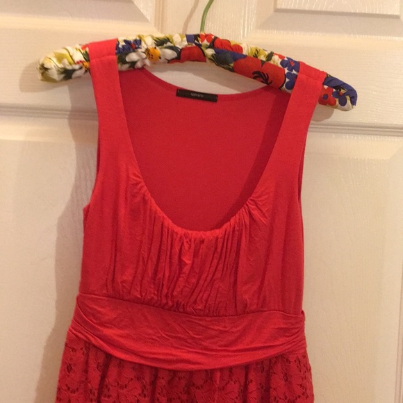 ADORABLE RED DRESS - Picture 2 of 8